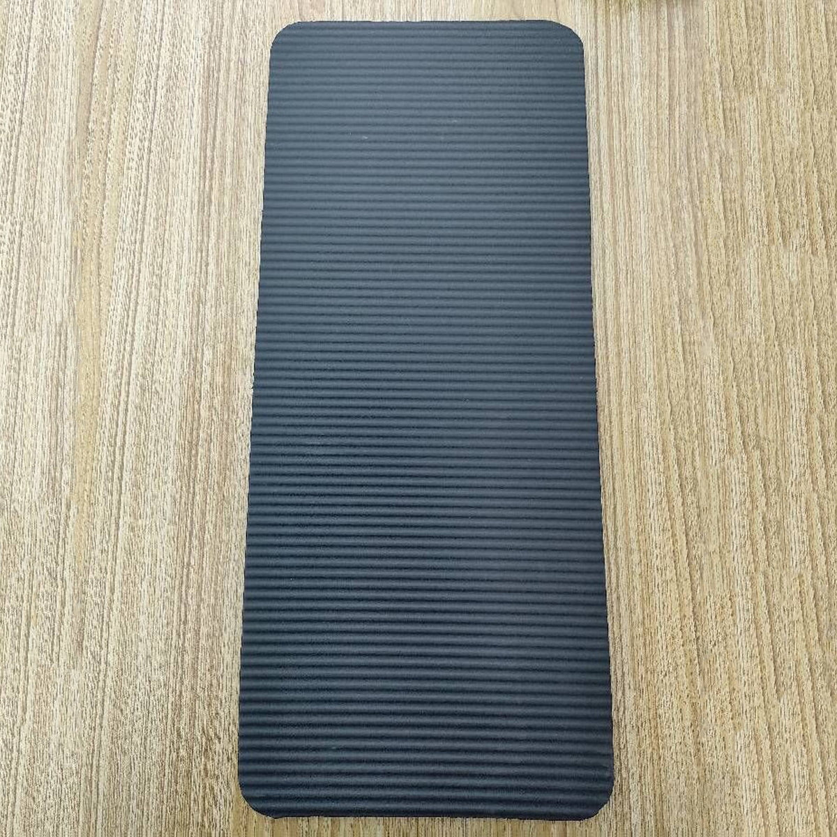 Thick Non-Slip Yoga Mat with Ribbed Texture for Pilates, Stretching and Floor Work - Image 3
